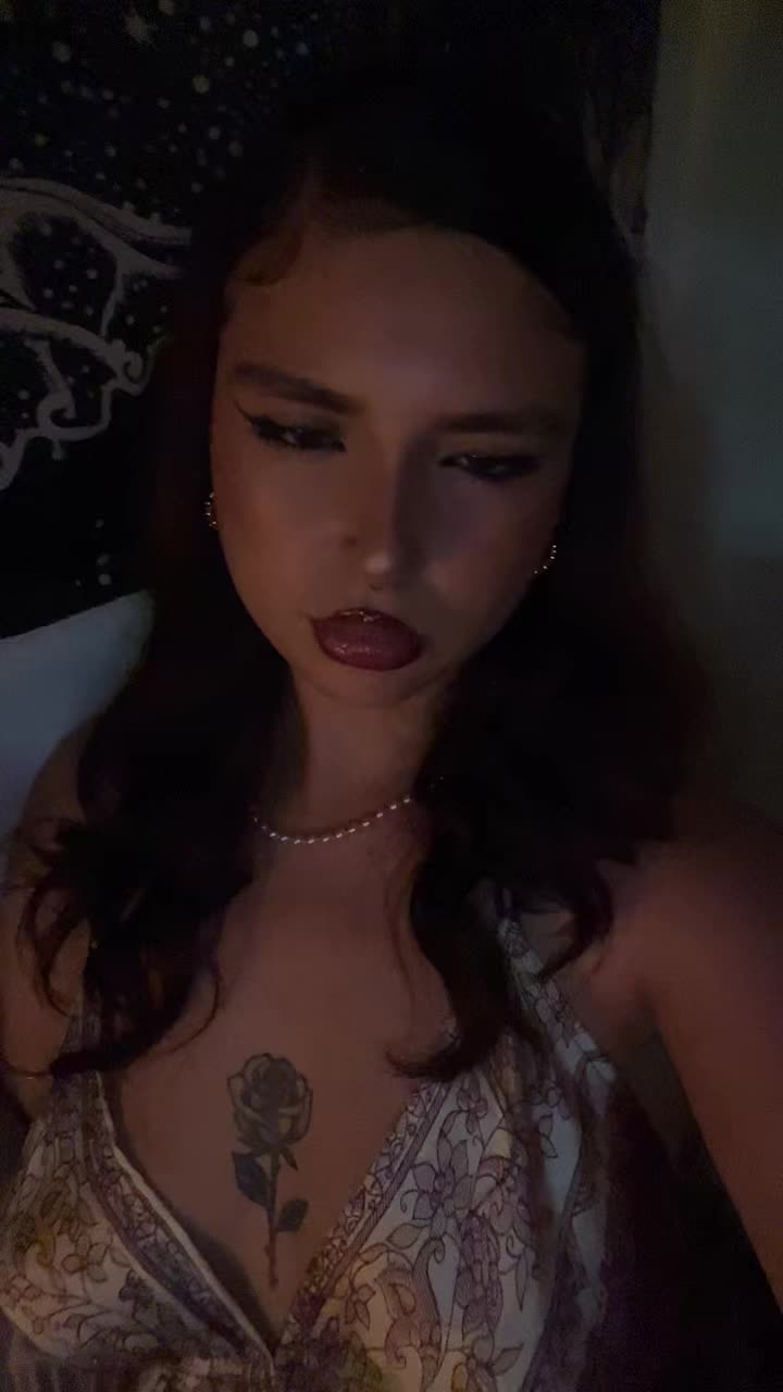 @𝑱𝒂𝒅𝒆🦢