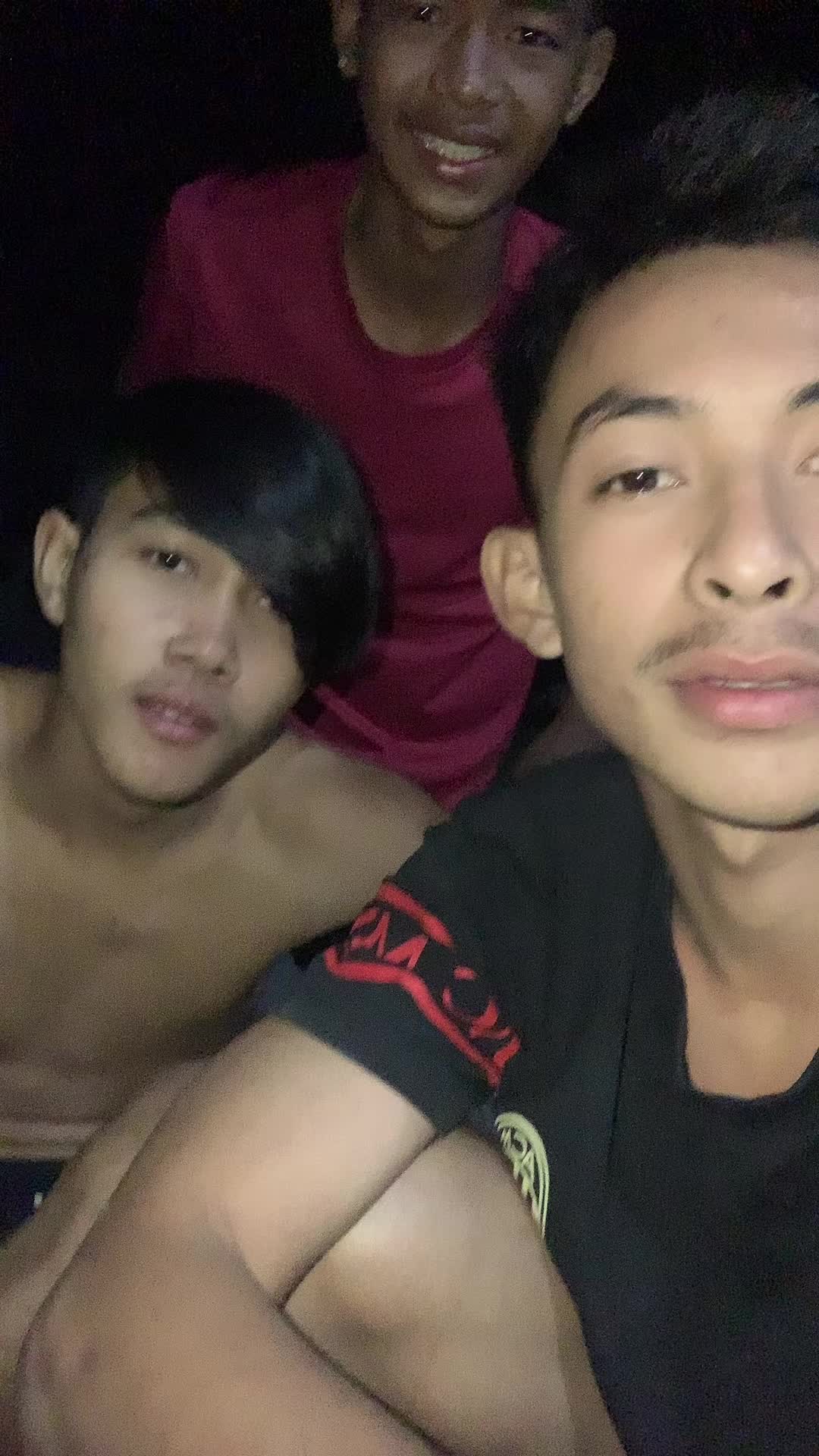 @B Nit smos sne p&rsquo;jam phom ON😜
