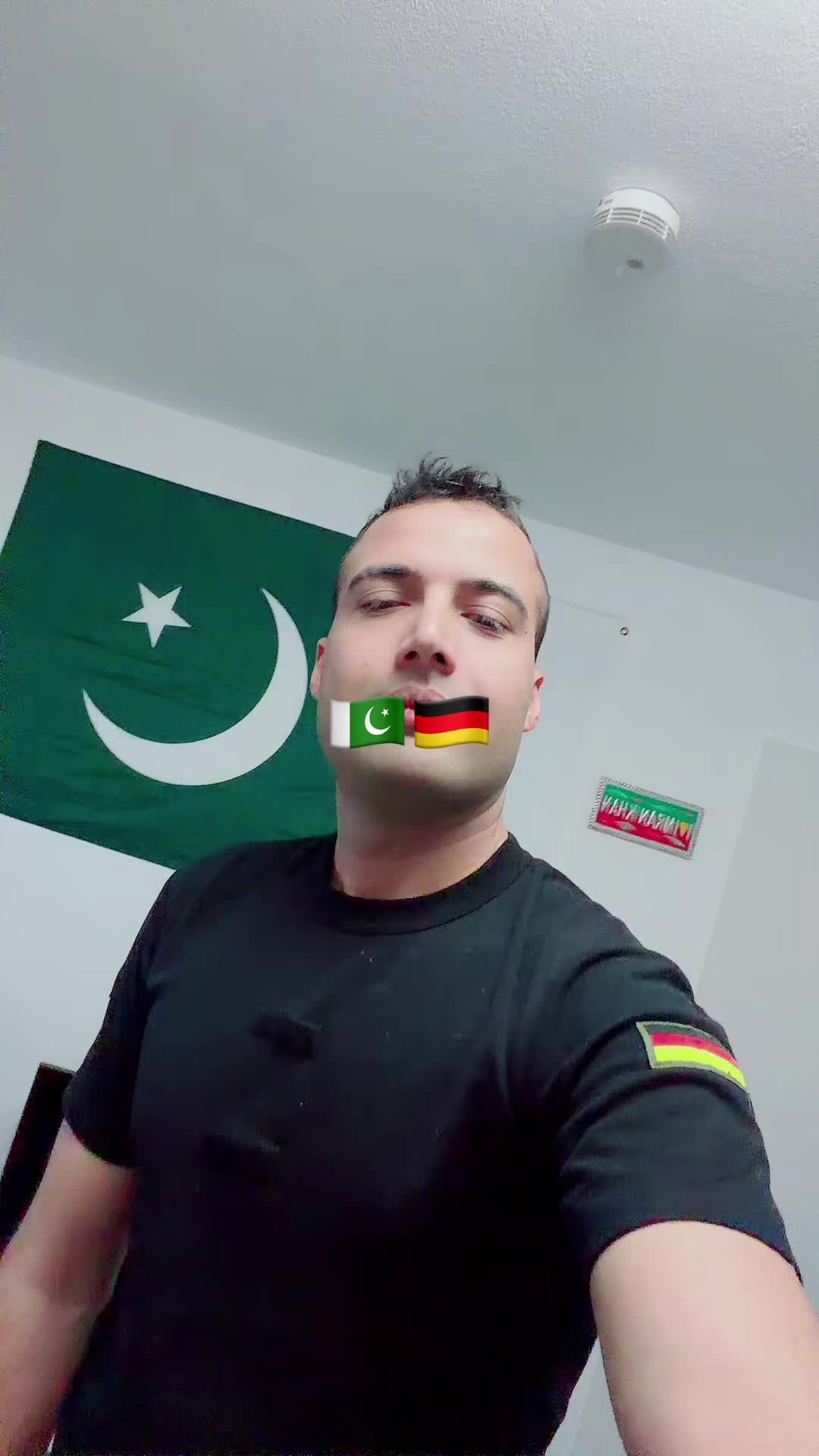 @𝓚𝓱𝓪𝓷 🇩🇪🇨🇭🇵🇰