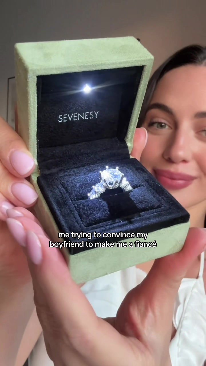 @SEVENESY