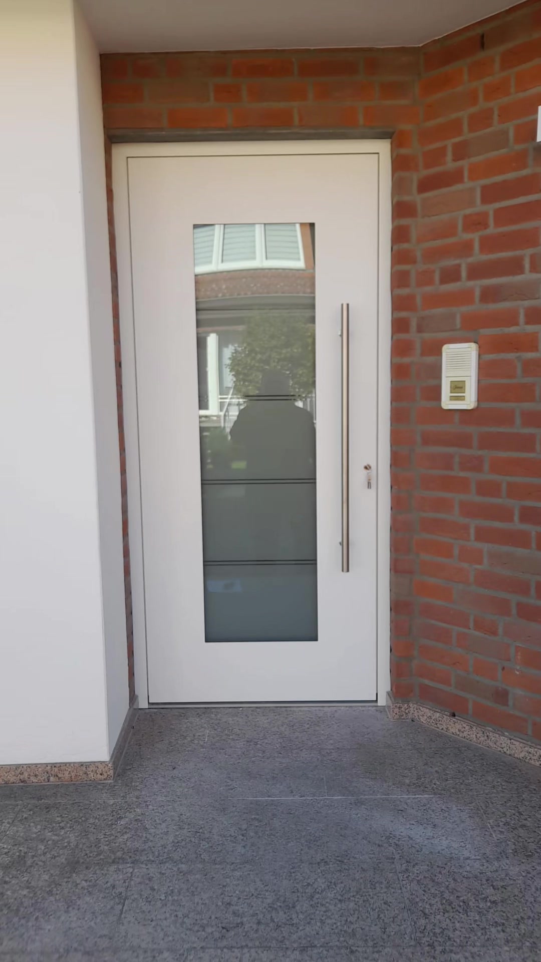 @Miki fensterhaustüren.de