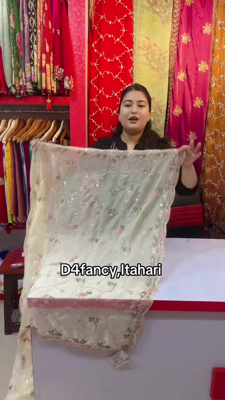 @D4 Fancy Store