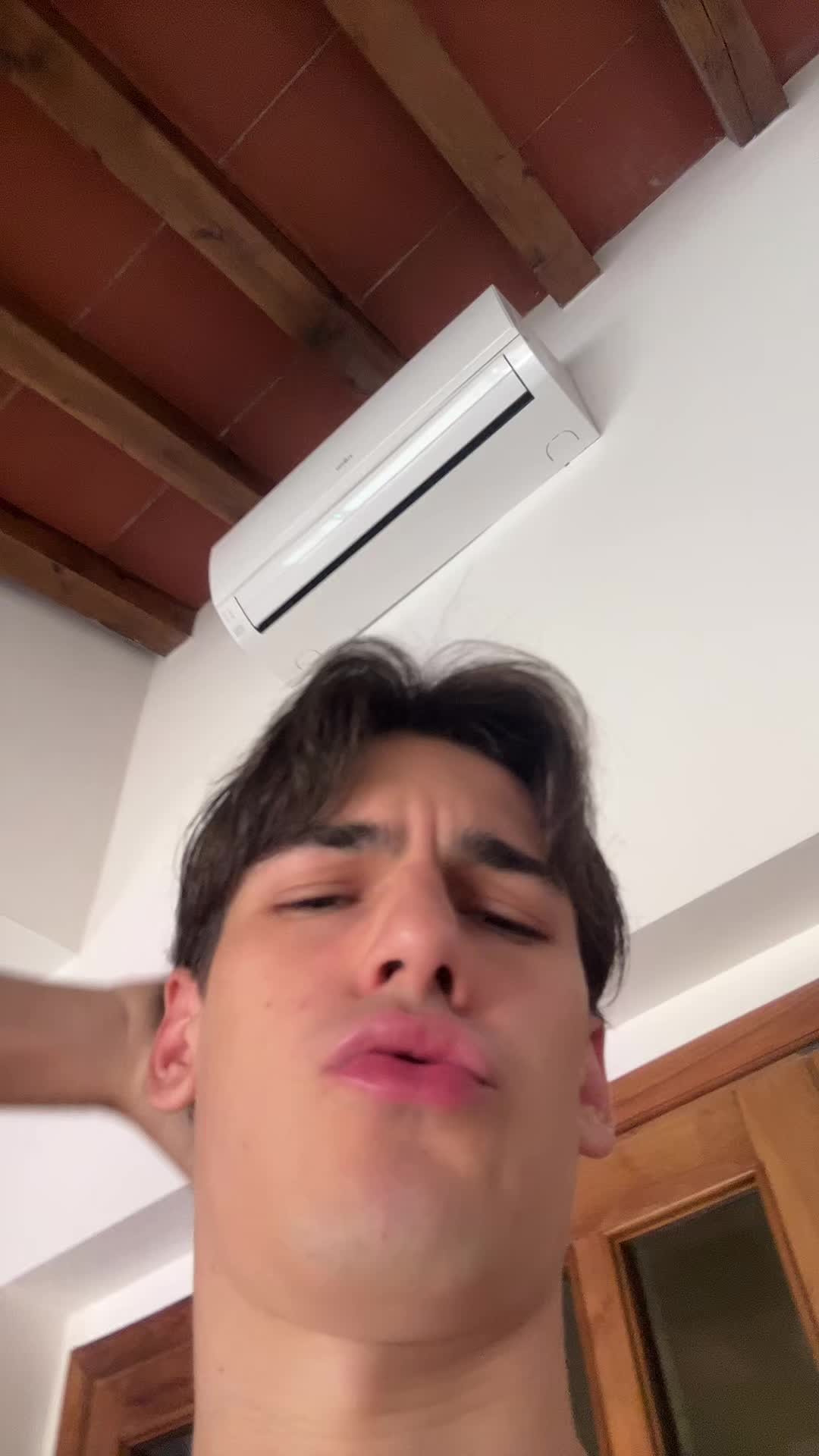 @A S C A N I O 🦋