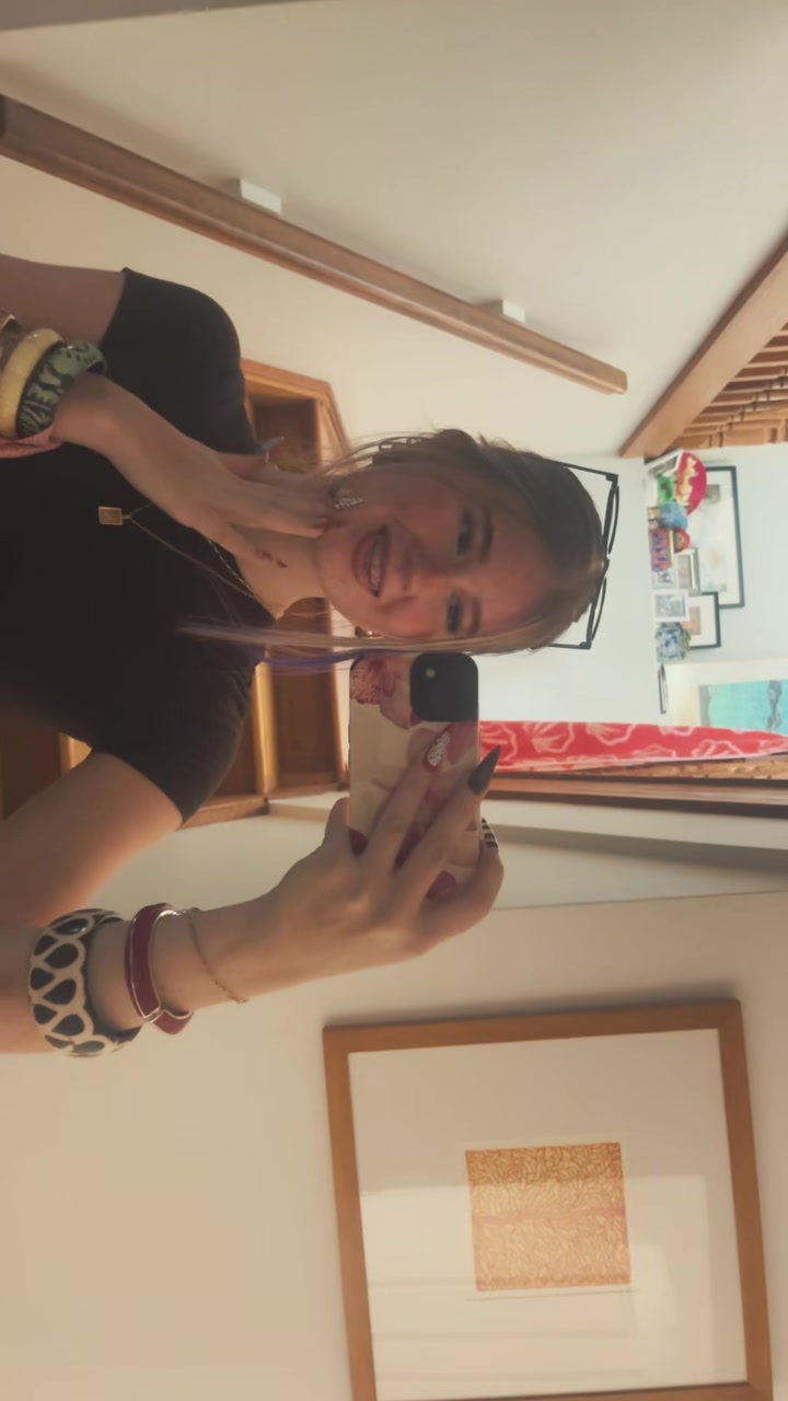 @chloefrederiksen_