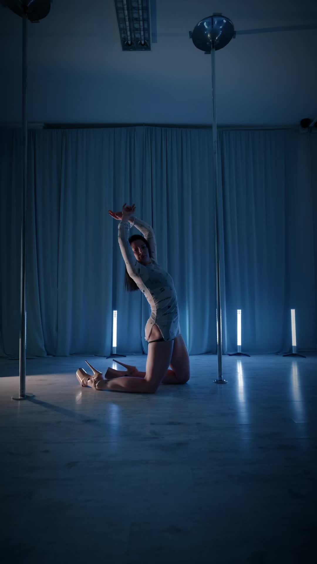 @Anna Rogalska Pole Dancer