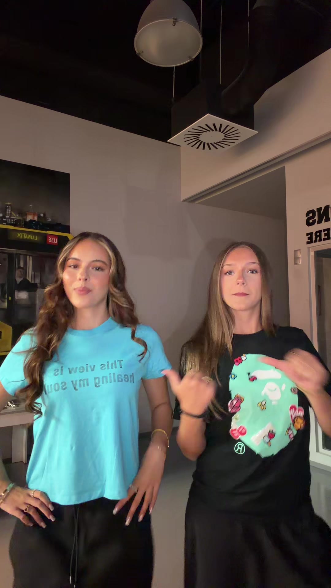@𝐁𝐞𝐥𝐥𝐚