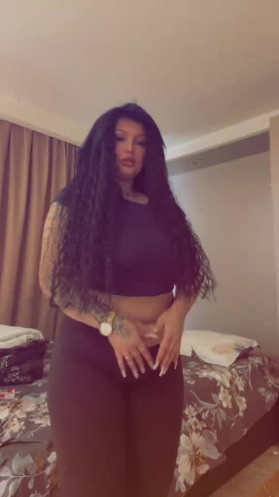 @𝙻𝚊𝚛𝚒𝚜𝚜𝚊🥥🇦🇱