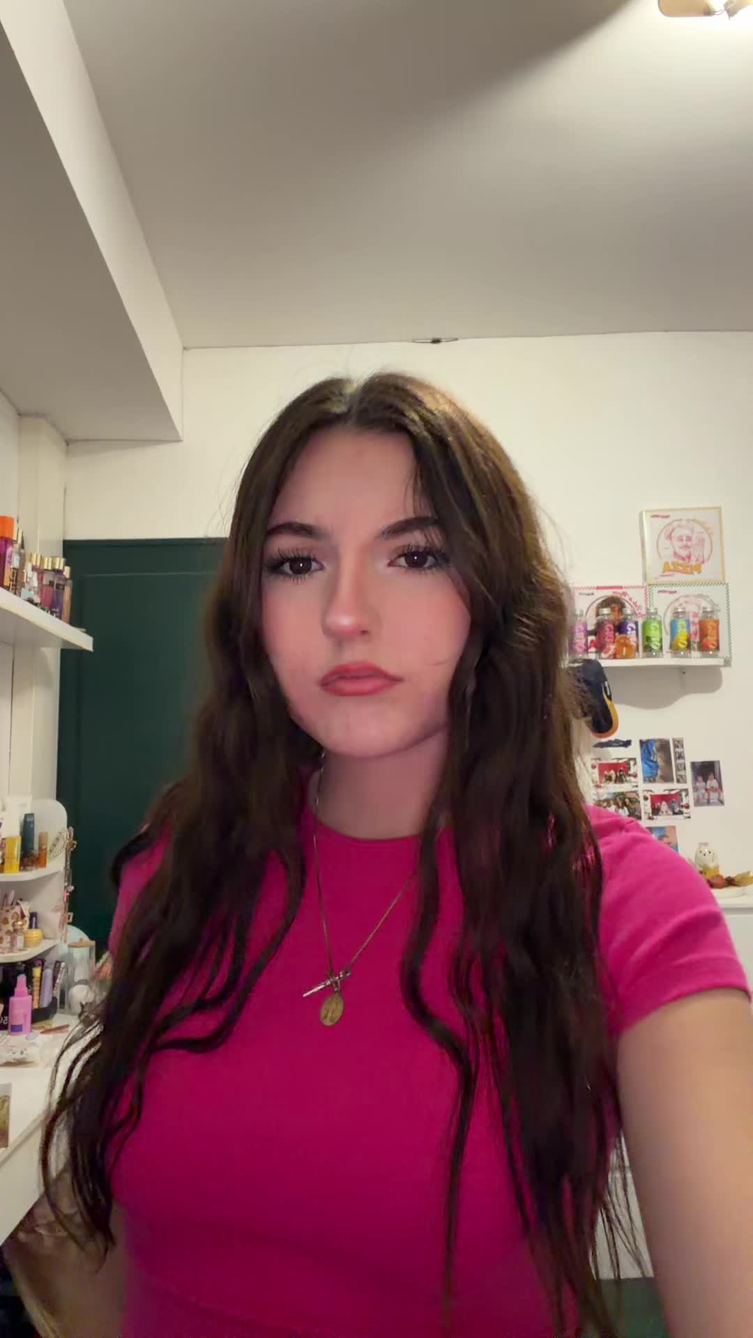 @𝑬𝒎𝒎𝒂 ✟