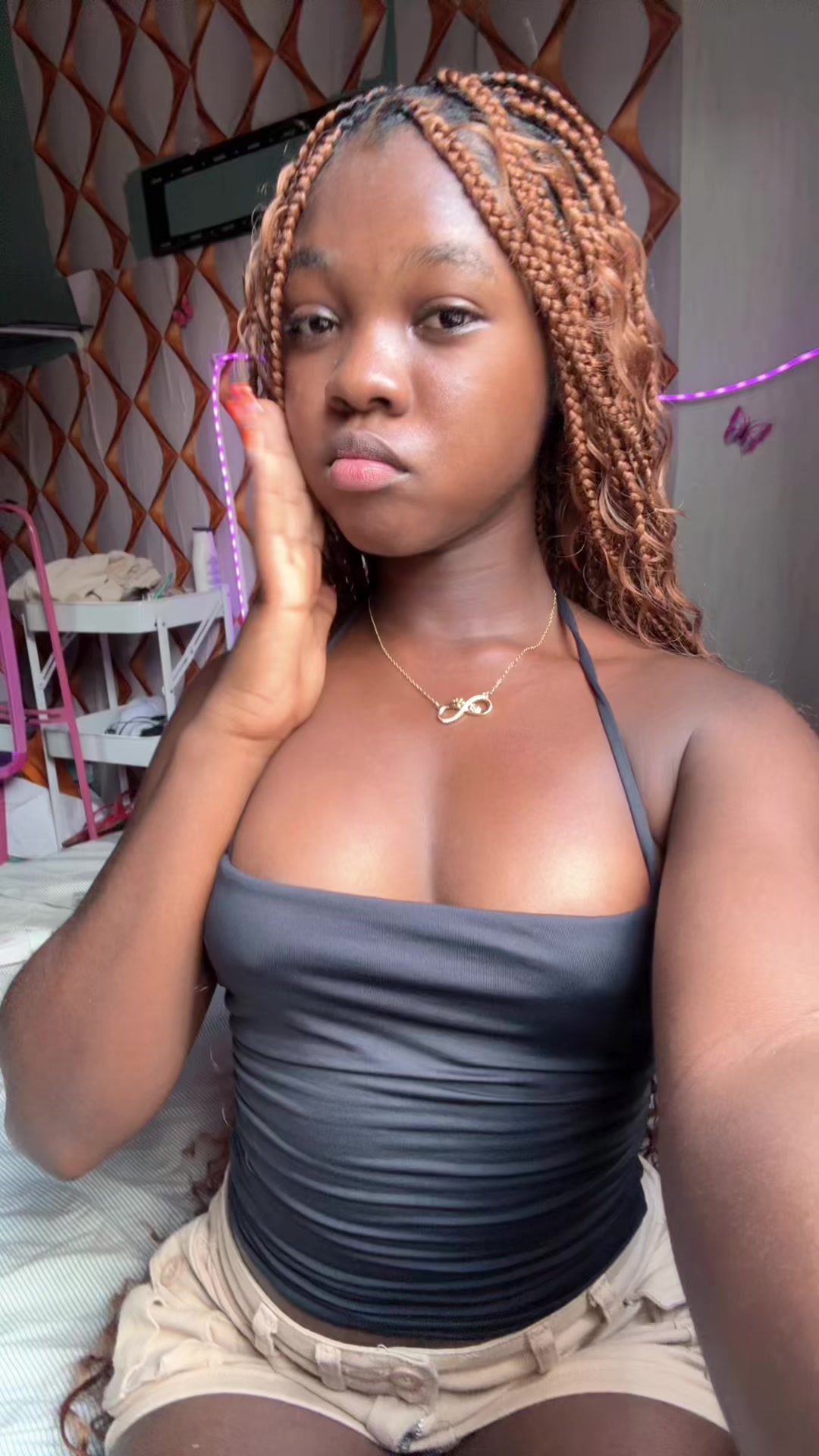 @Akosua Lovestical⭐️