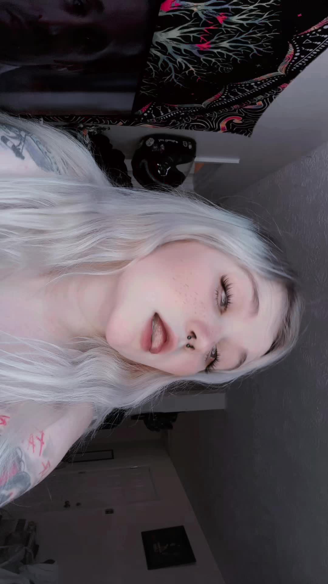 @𝒉𝒂𝒆🖤✨🦇