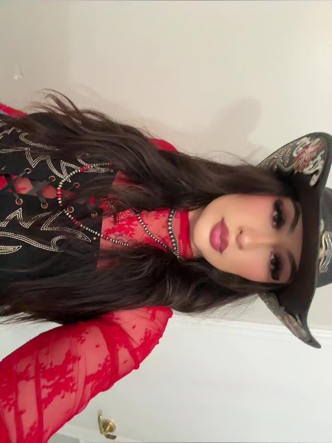 @Heyitsdessss