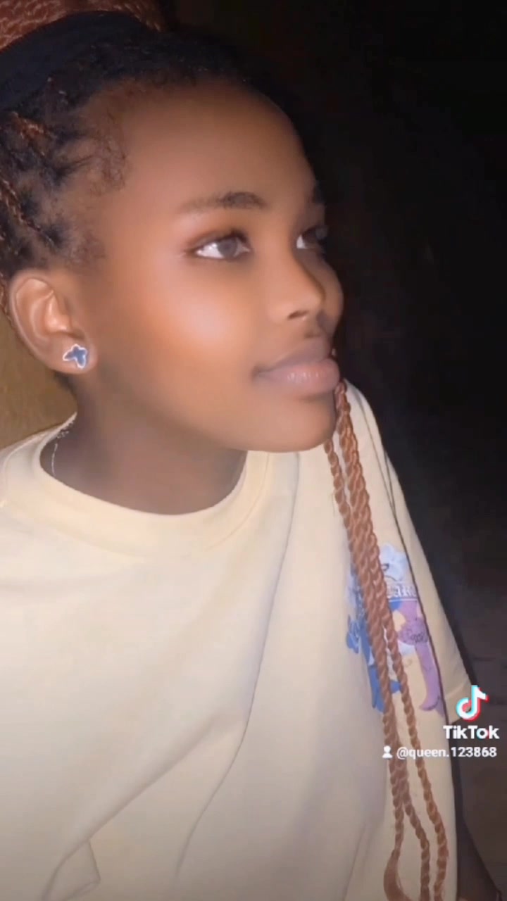 @queen cess 🇷🇼🌹🦋