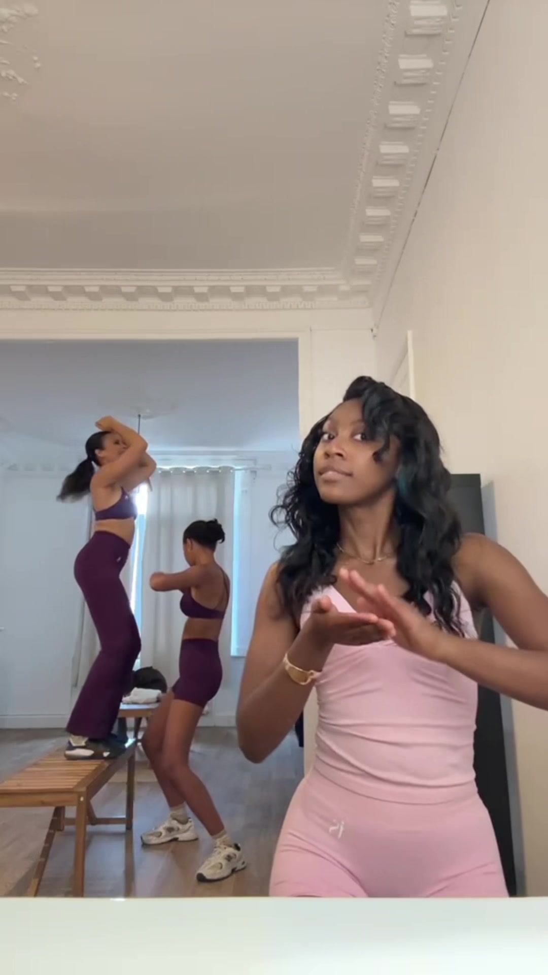 @Eliana