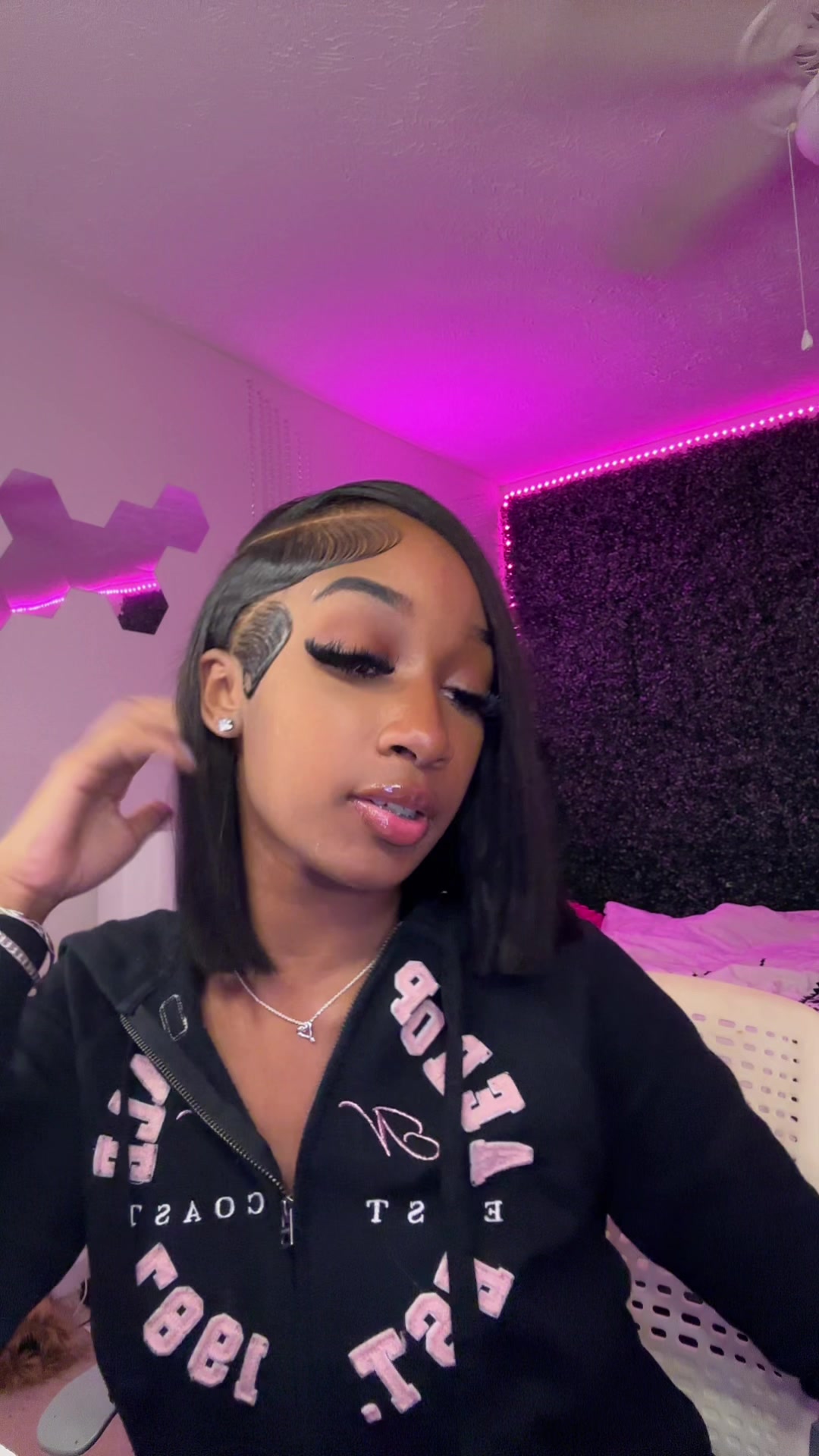 @march hottie 🎀