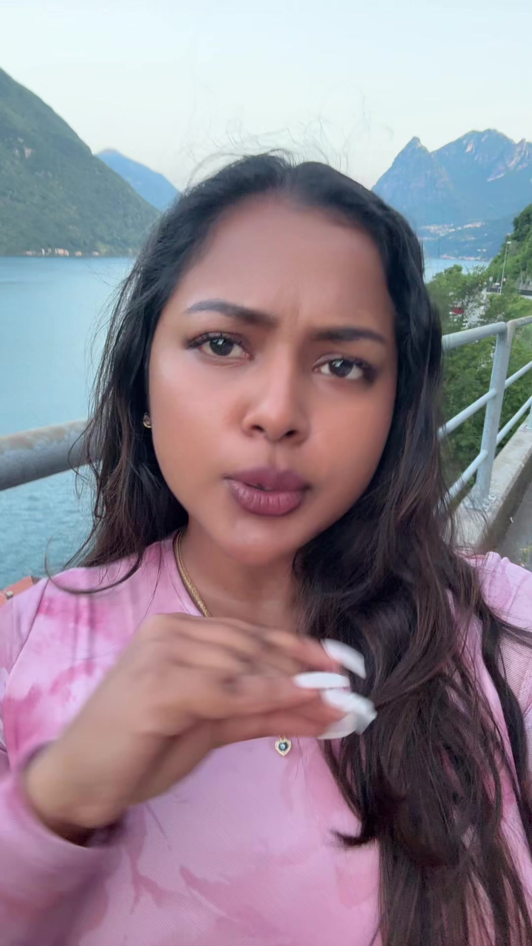 @Santhiya 🤍