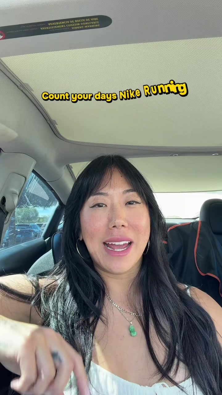 @🄸 🄰🄼 🅀🅄🄴🄴🄽🅂