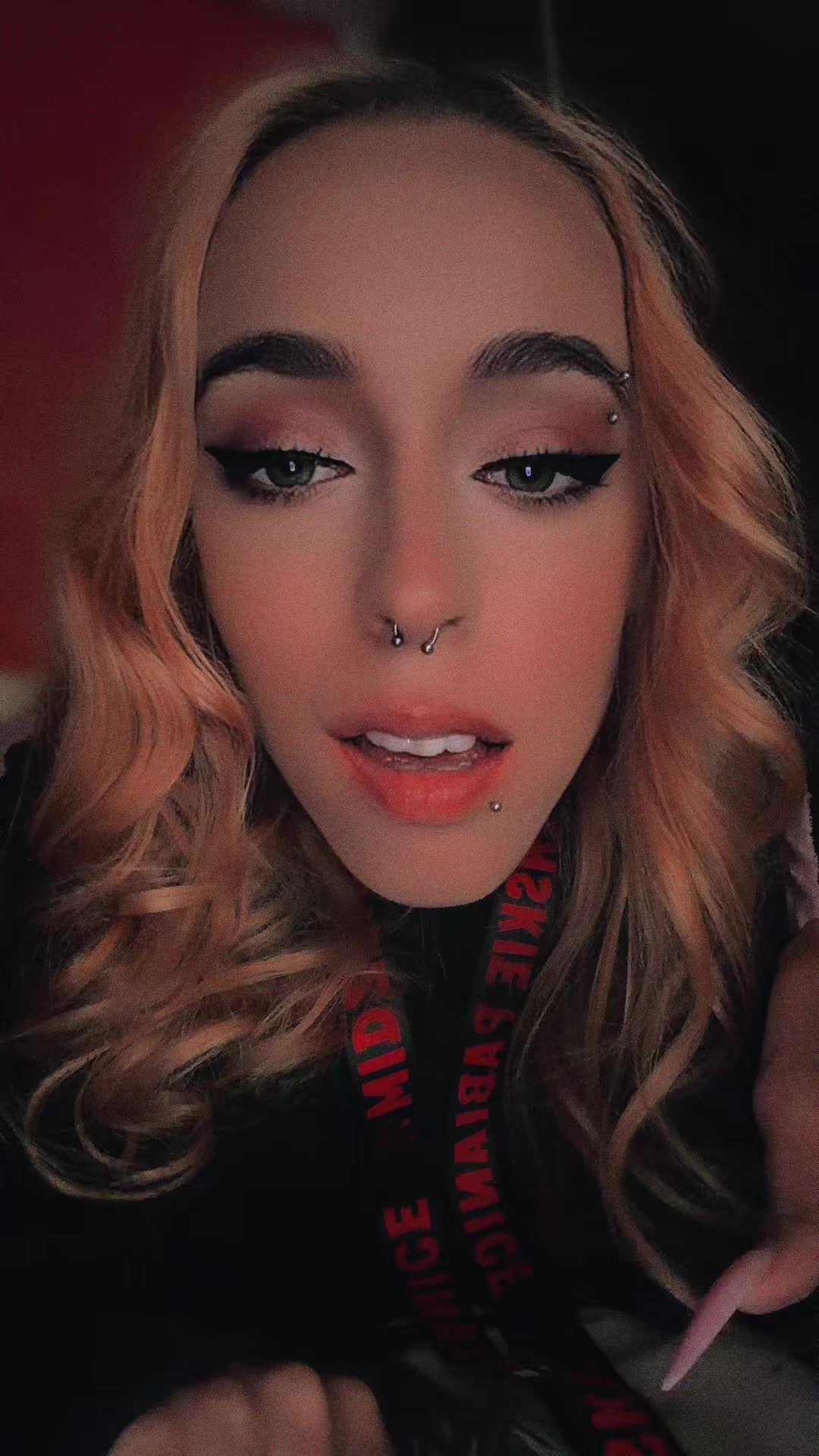 @Skazana_❤️🤍❤️