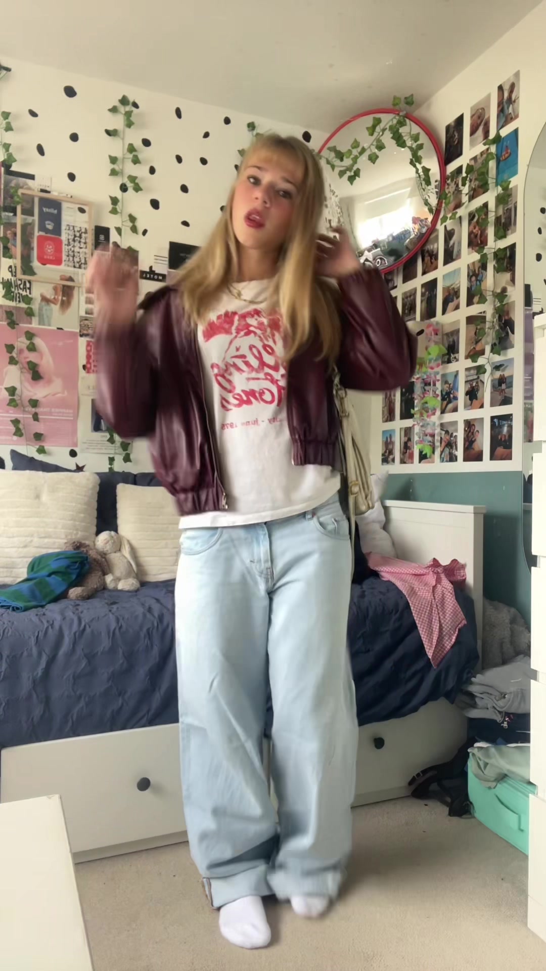 @anniee