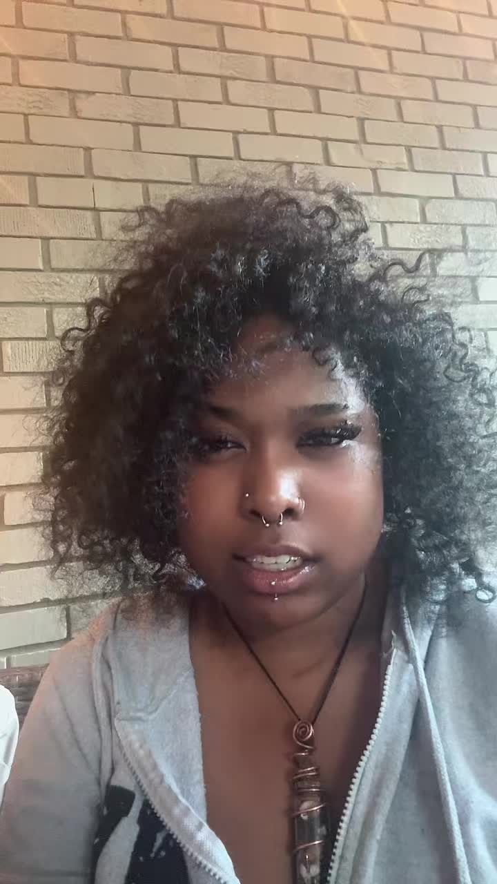 @🥀