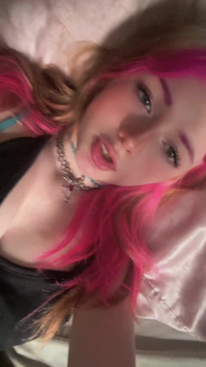 @Bella_9_9_9