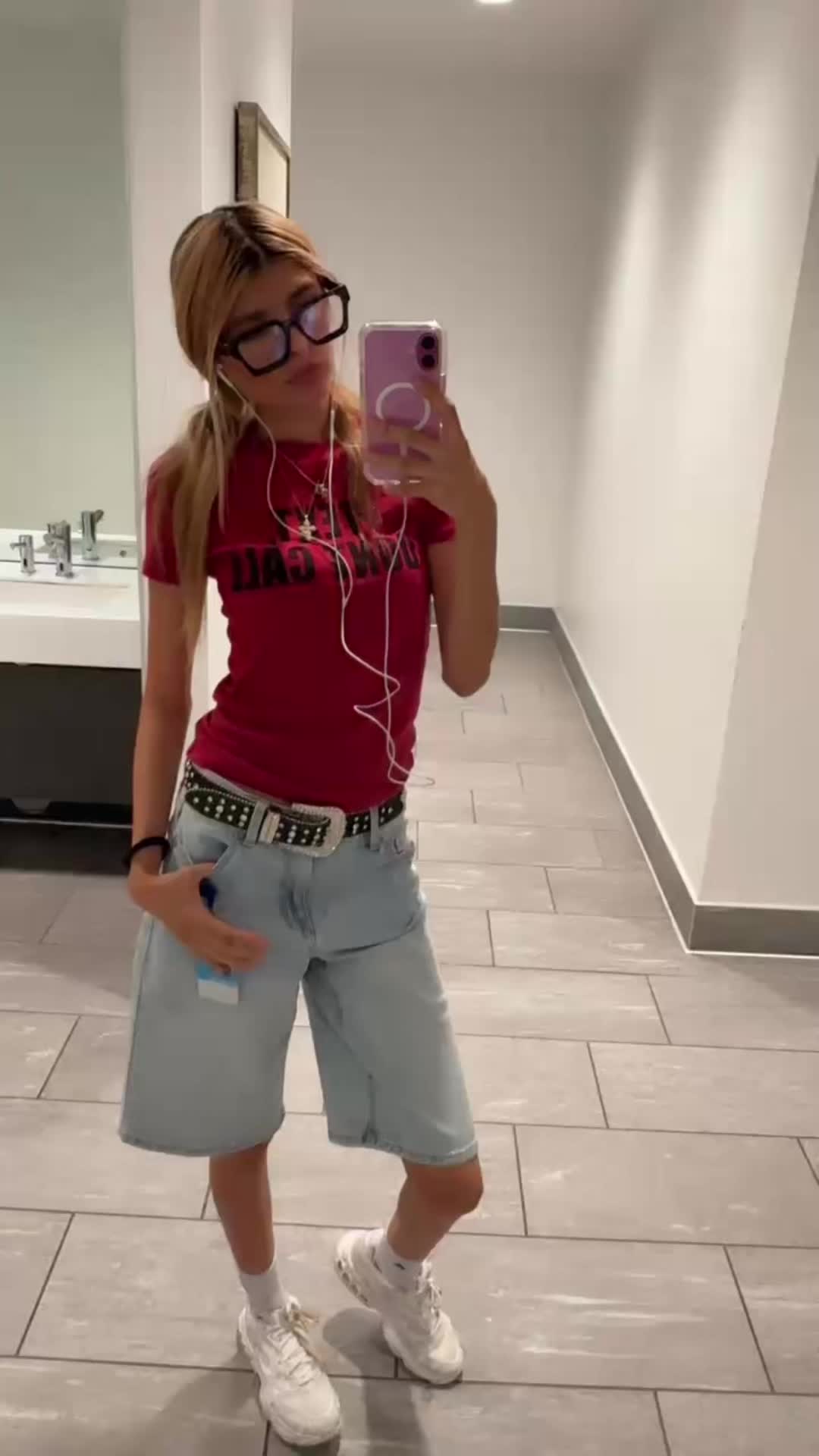 @ayanakoji