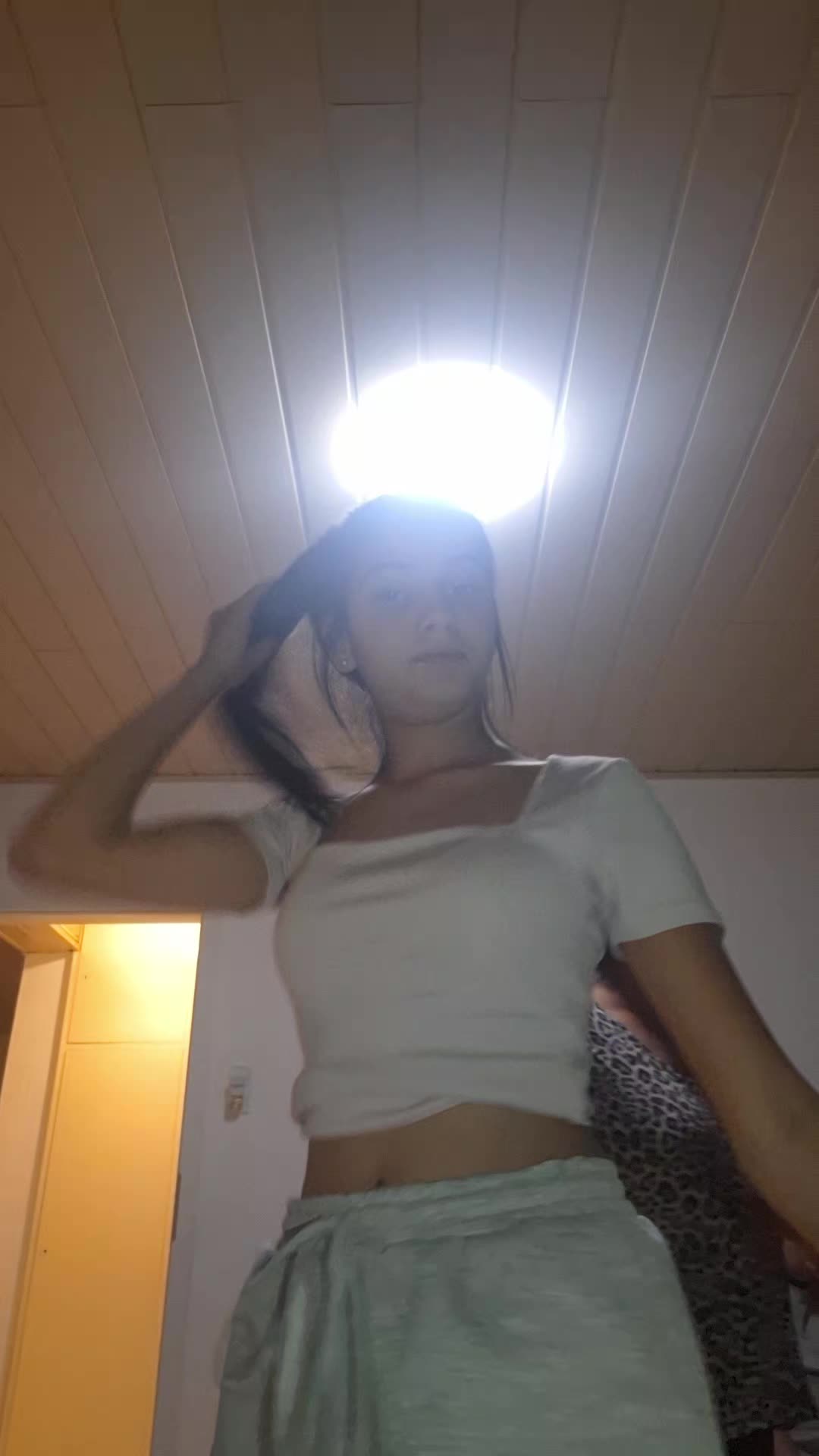 @Anife12
