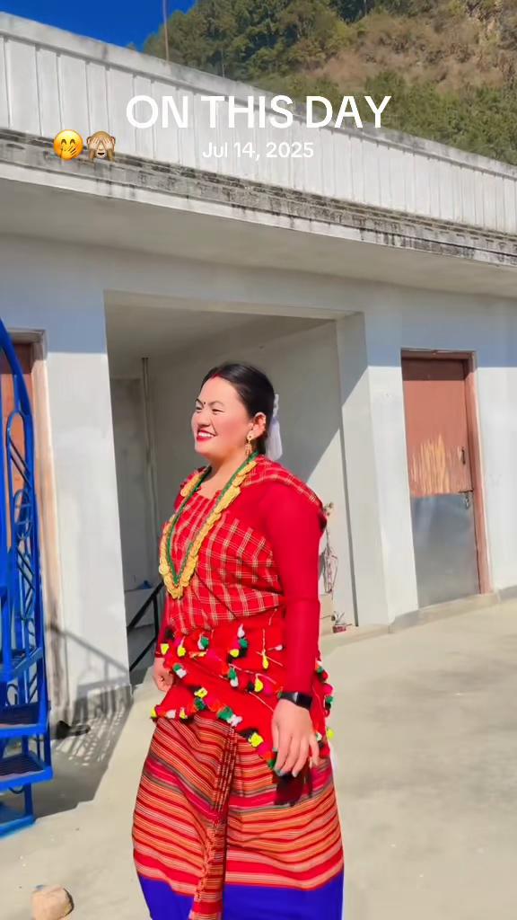 @लोप्चनस्या मेलिना 🇰🇷🇳🇵🌺