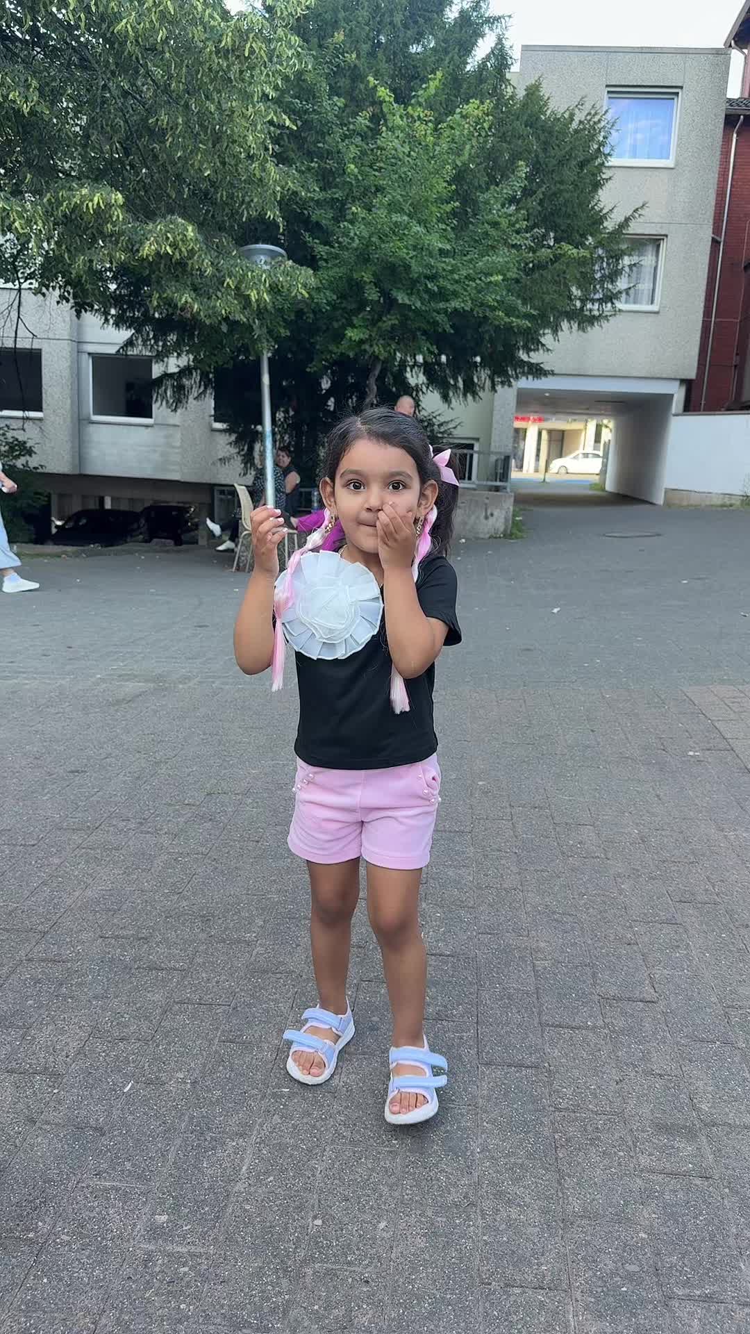 @👑Marisa Roberta ☑️