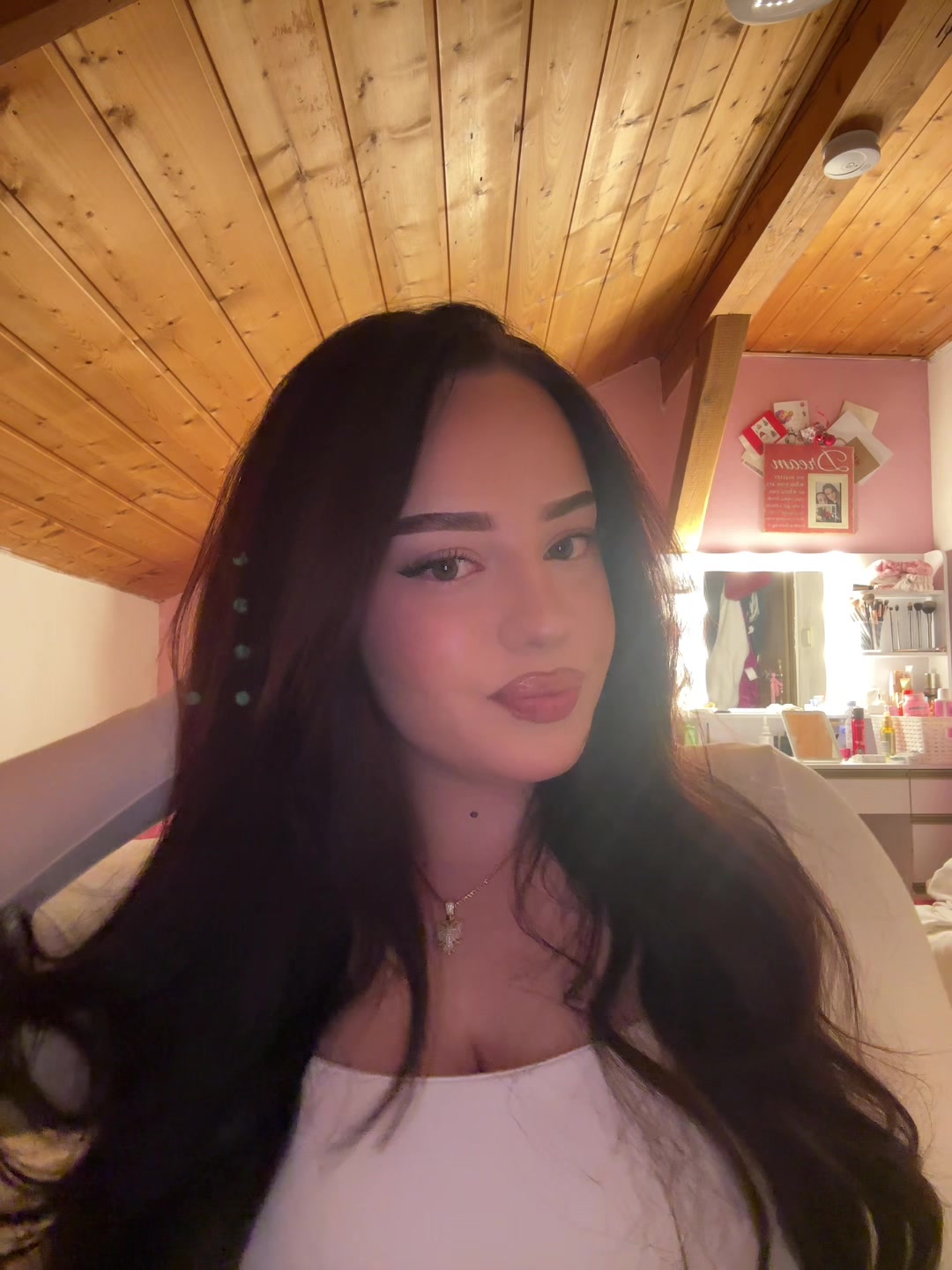 @ur🇦🇱mommy