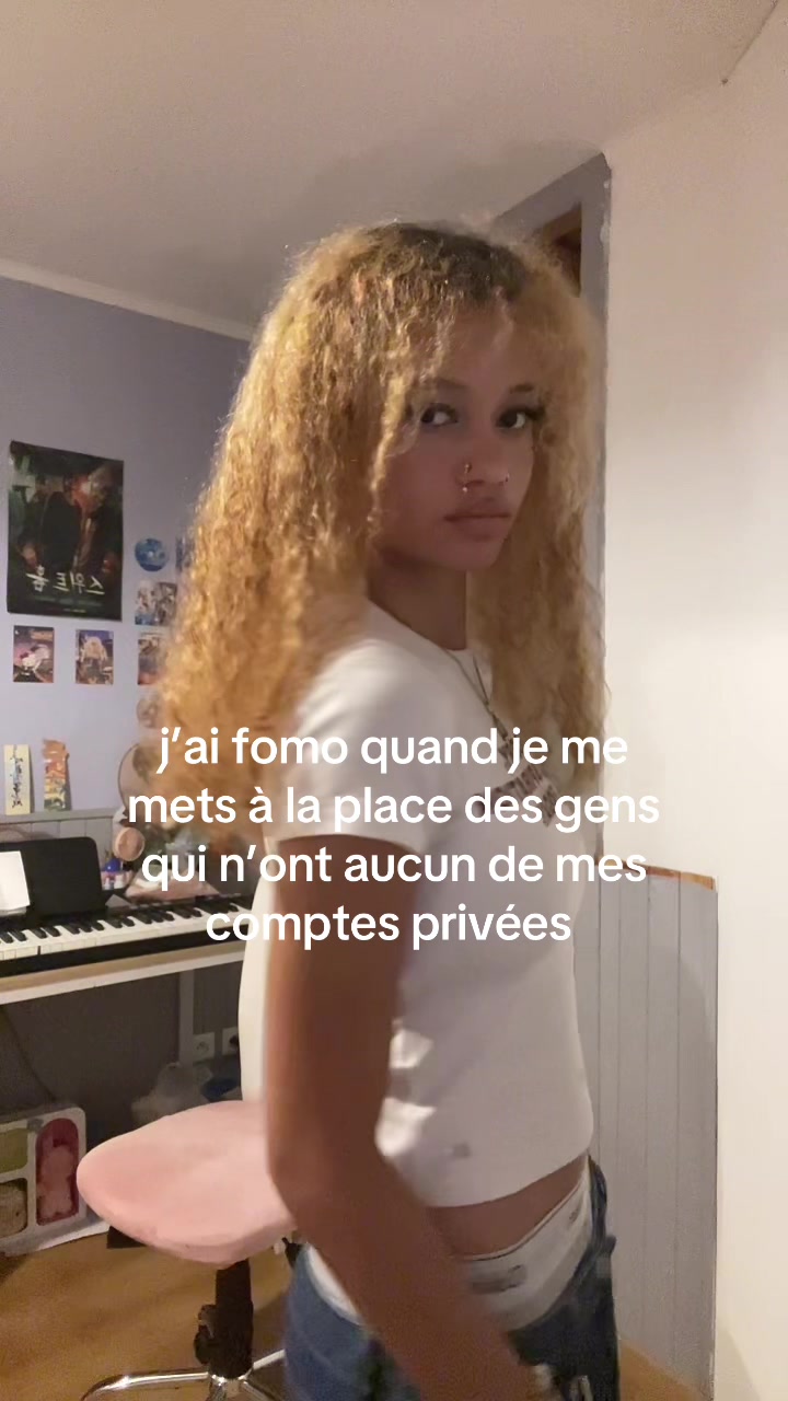 @louna cassie 👩&zwj;❤️&zwj;💋&zwj;👩