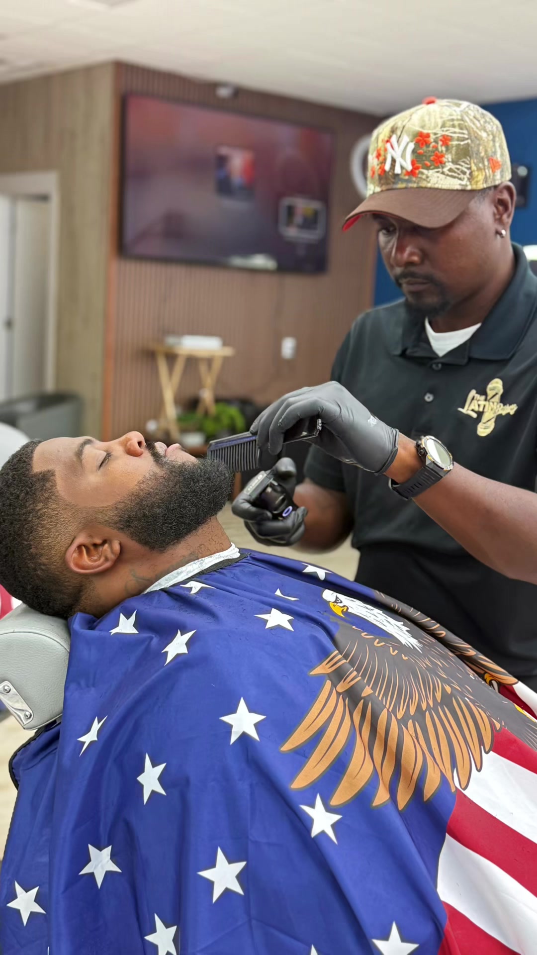 @THE LATIN BARBERS 2
