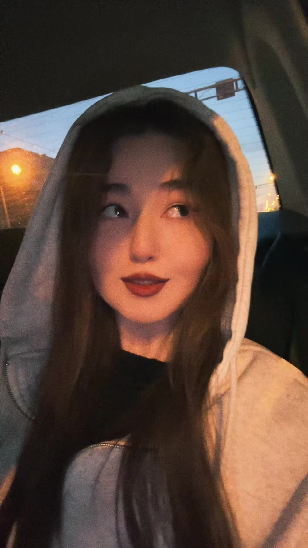 @elmireishn