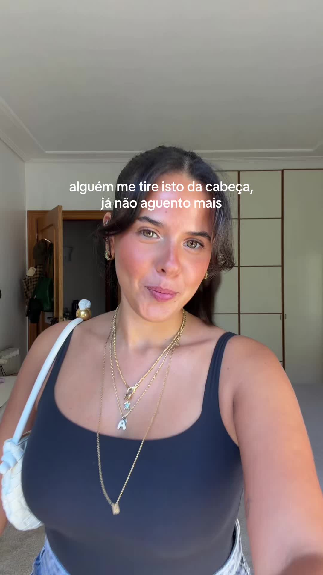 @nenas teixeira