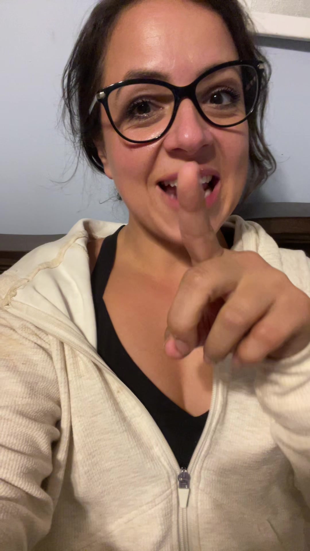 @meeshieb