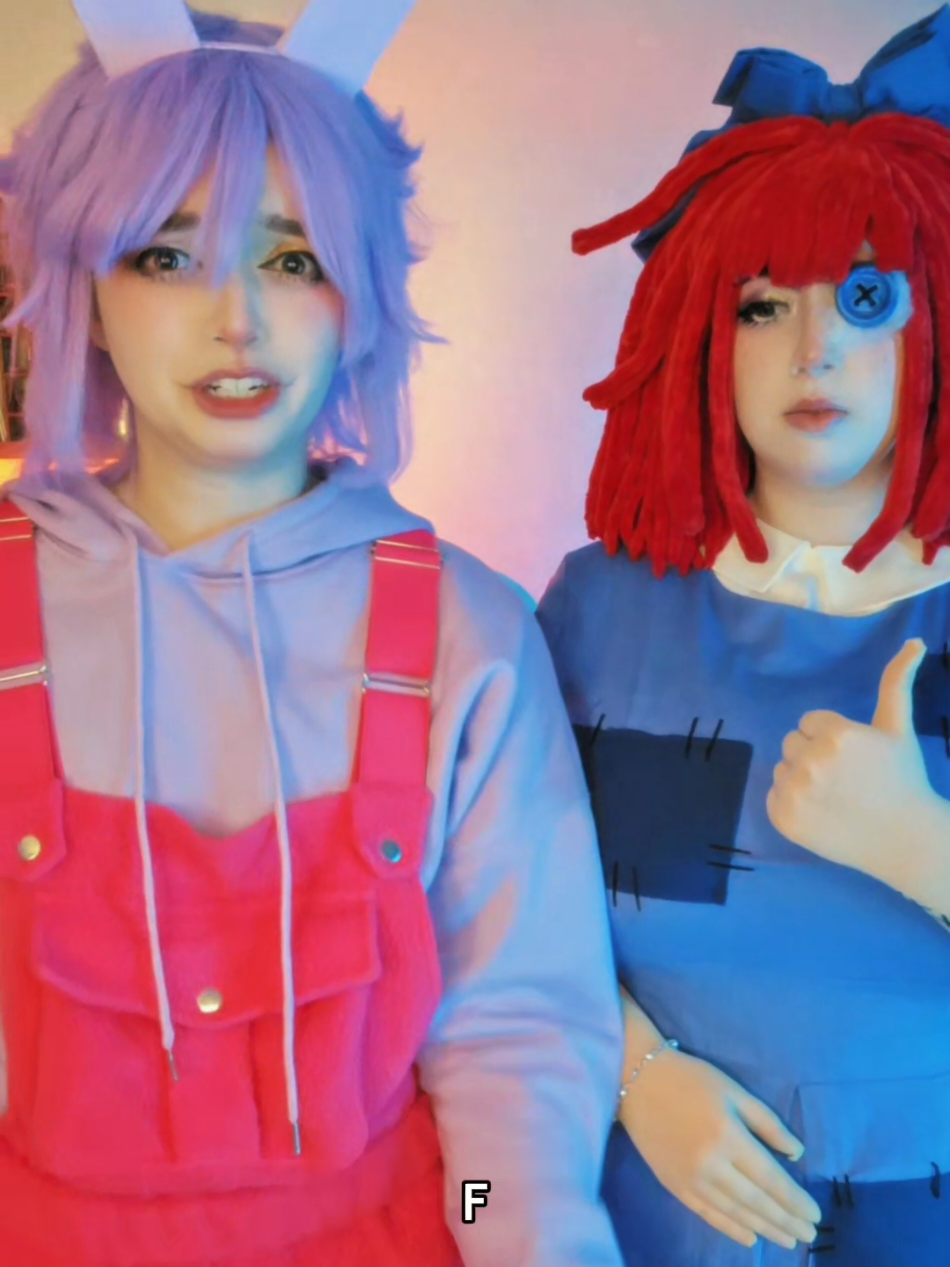 @ʙᴜɴɴɪ 🐇 🔜 Momocon
