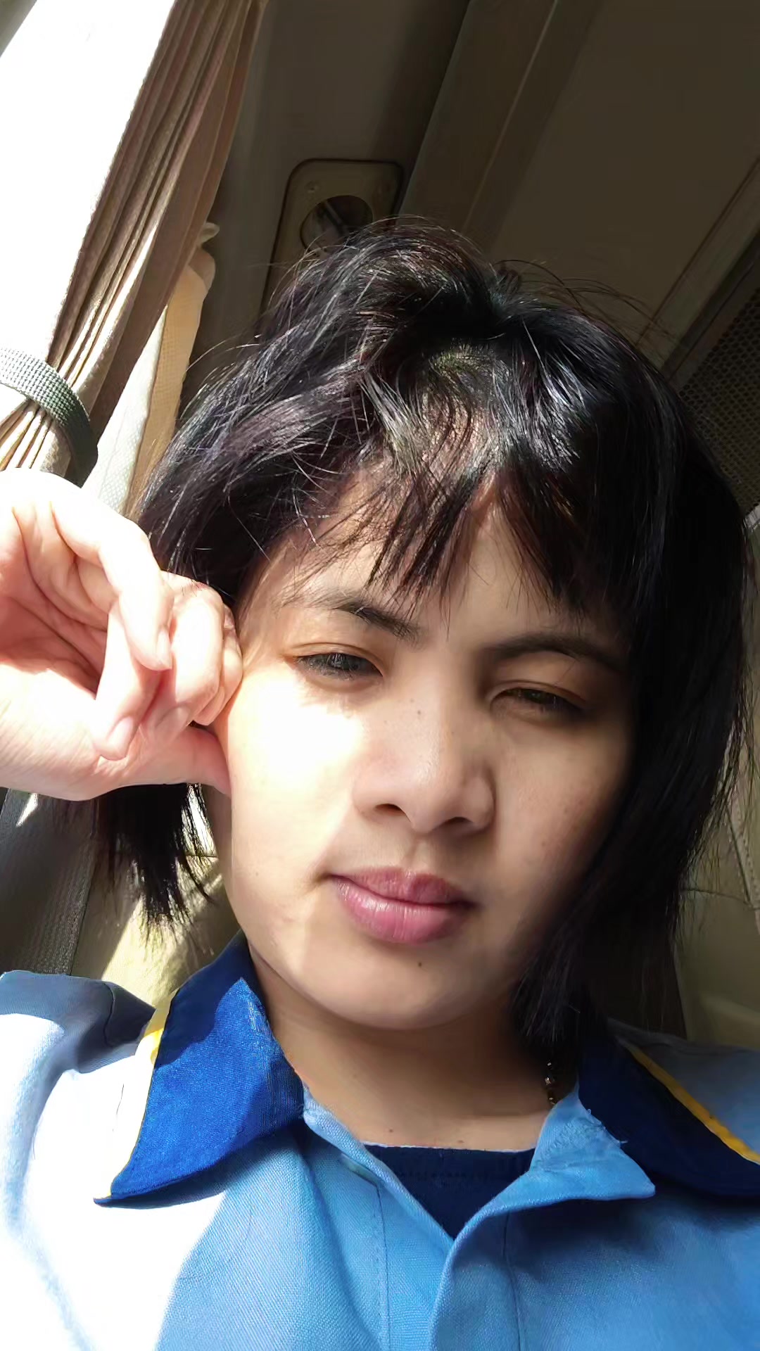 @leoniza