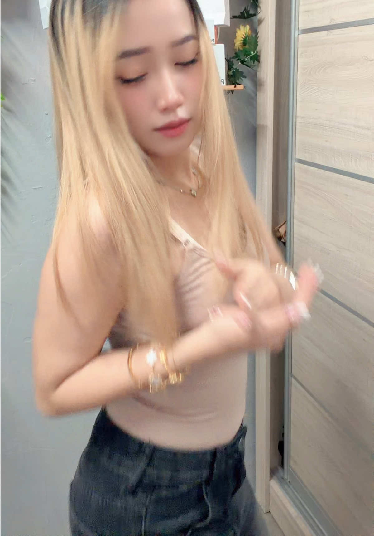 @hmmm_mm105