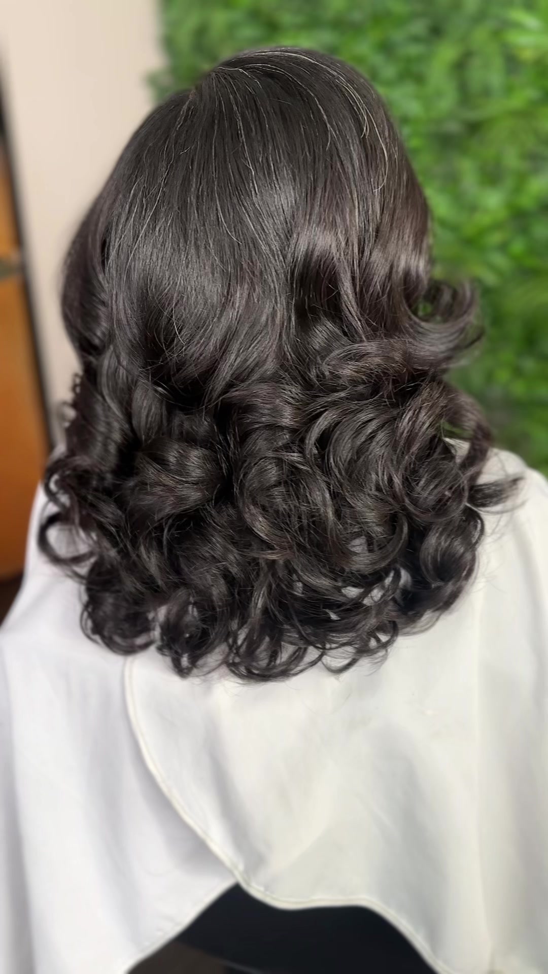 @EmeraldHairCo