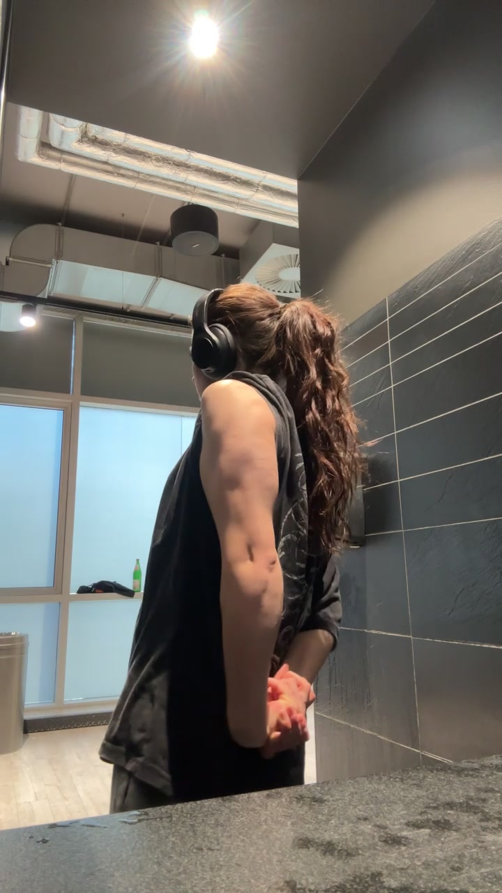 @laura.lxft
