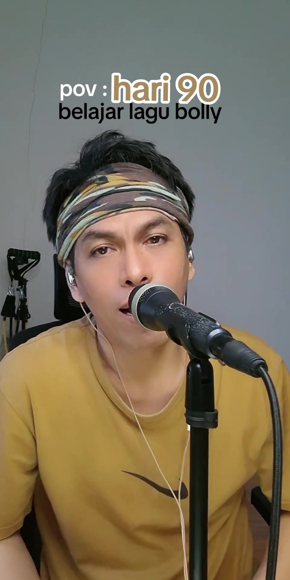 @Toni
