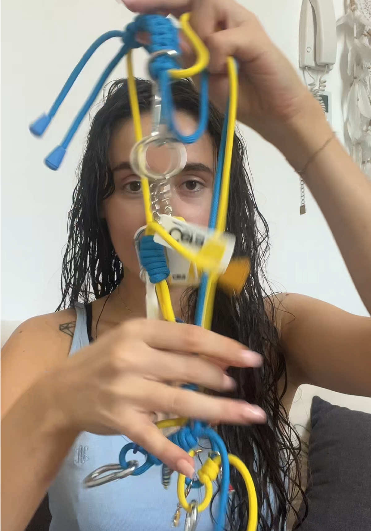 @Elisa