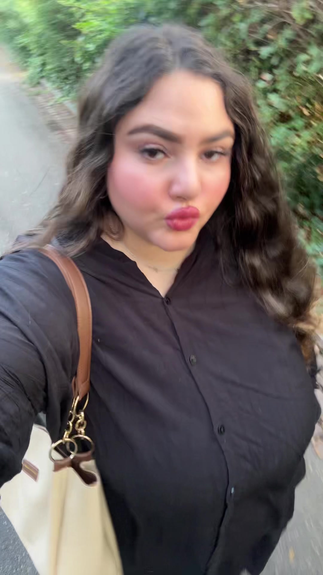 @🌹𝒇𝒍𝒐𝒘𝒆𝒓𝒓𝒆𝒅🌹