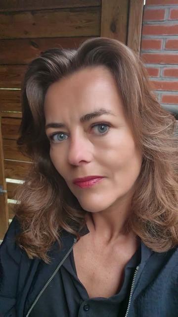 @Theresia 76 🇳🇱 050