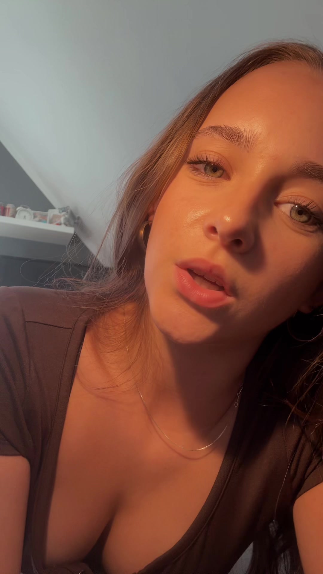 @HelloKira
