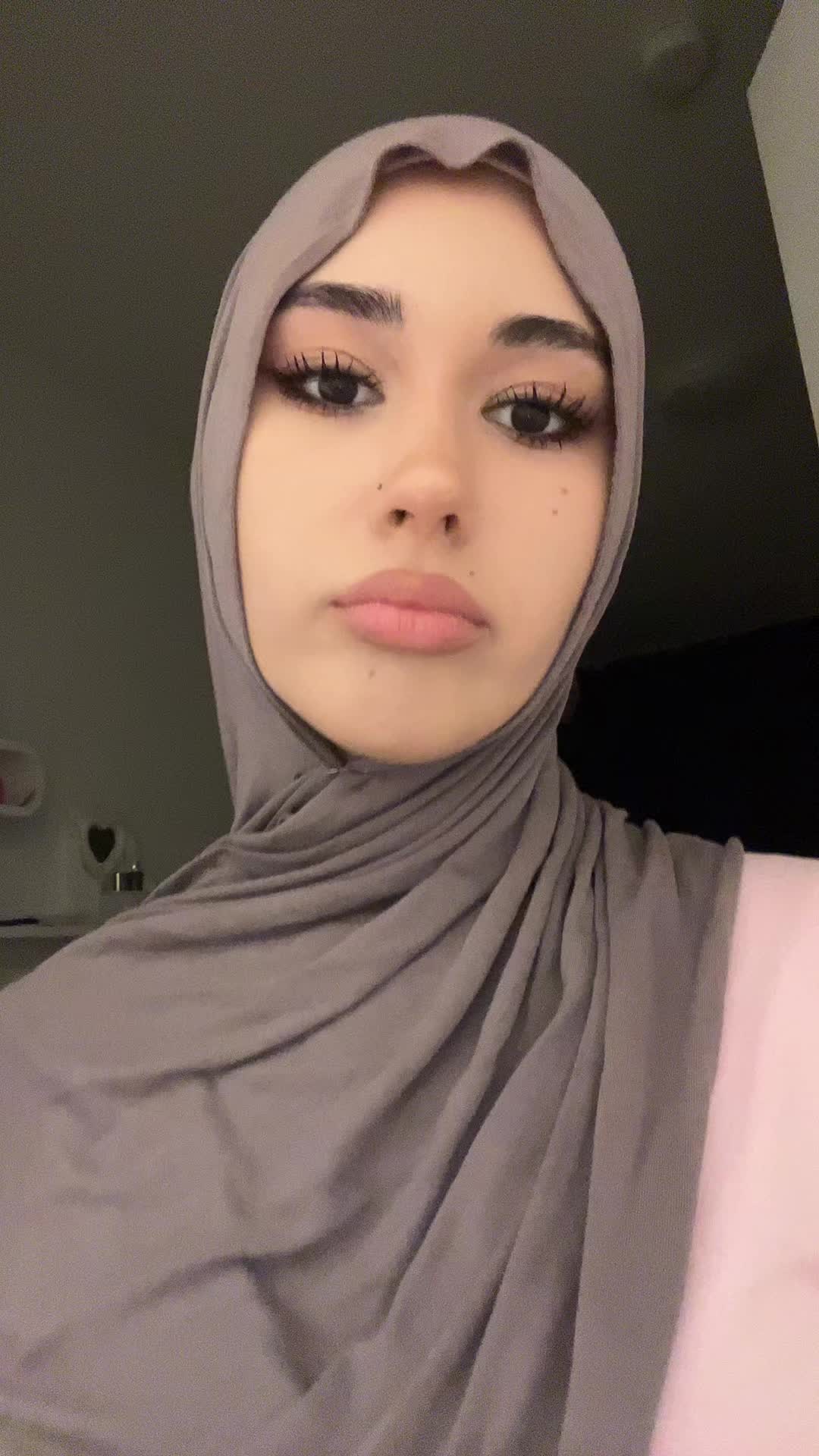 @<3