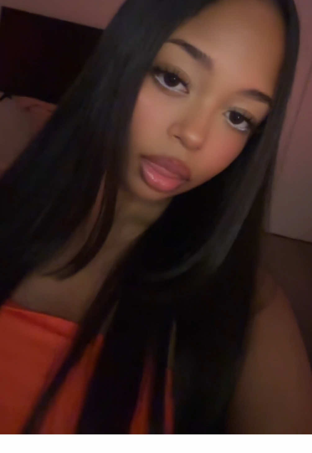 @𝒮𝓀𝓎ꨄ︎