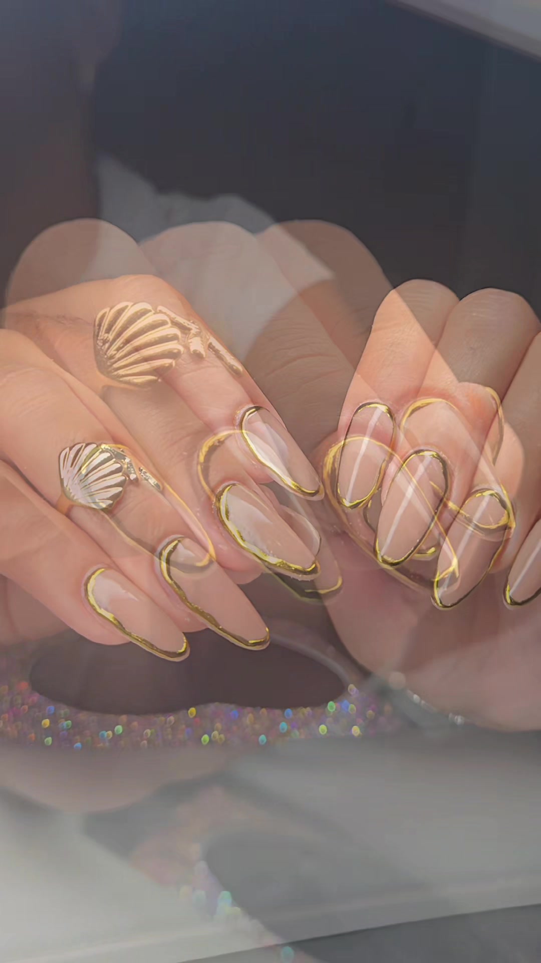 @ReinaNails