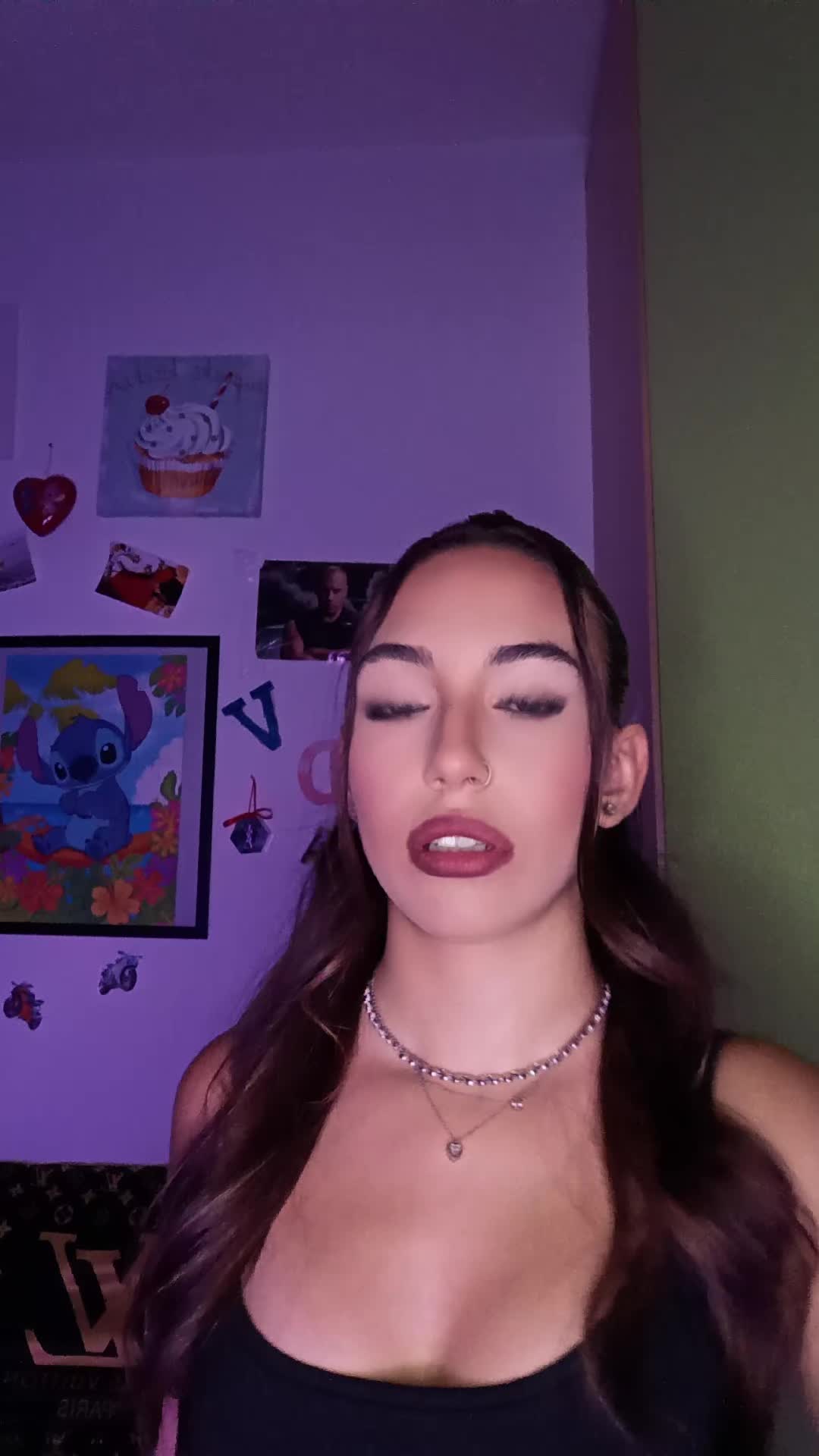@👸🏻