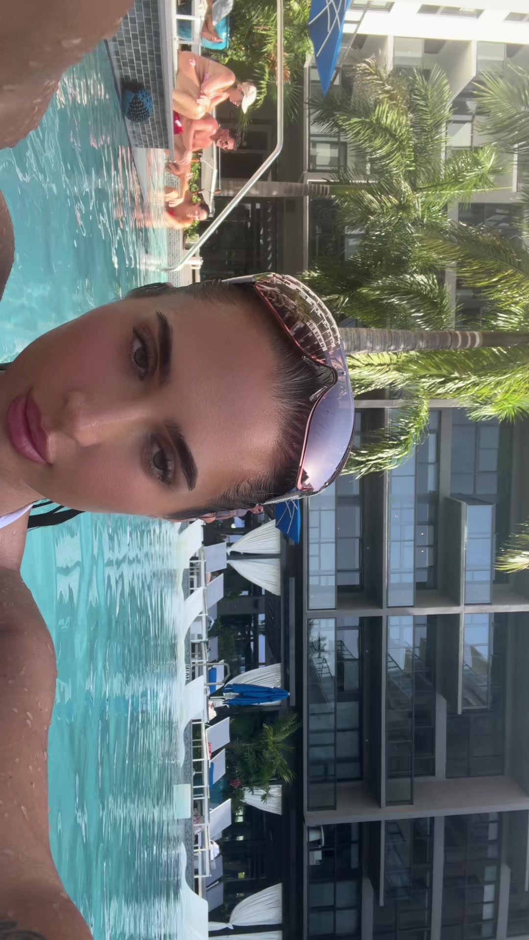 @brookelapolt