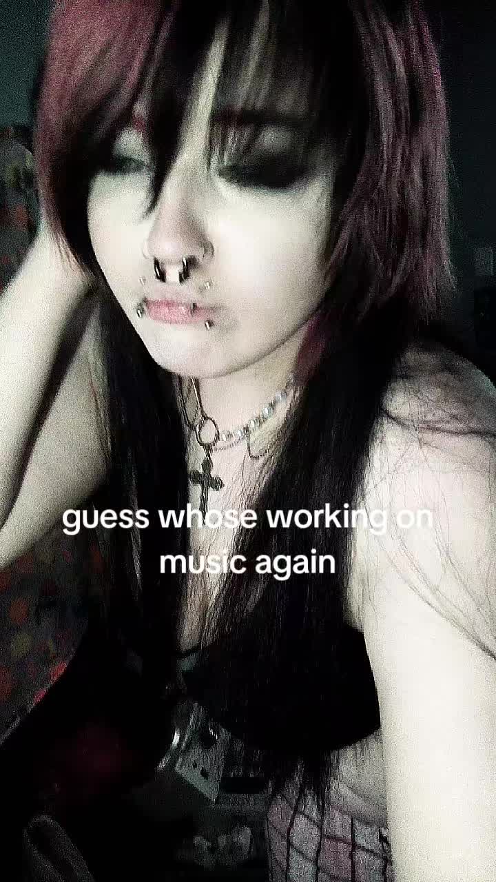 @SC3N3BBY<3